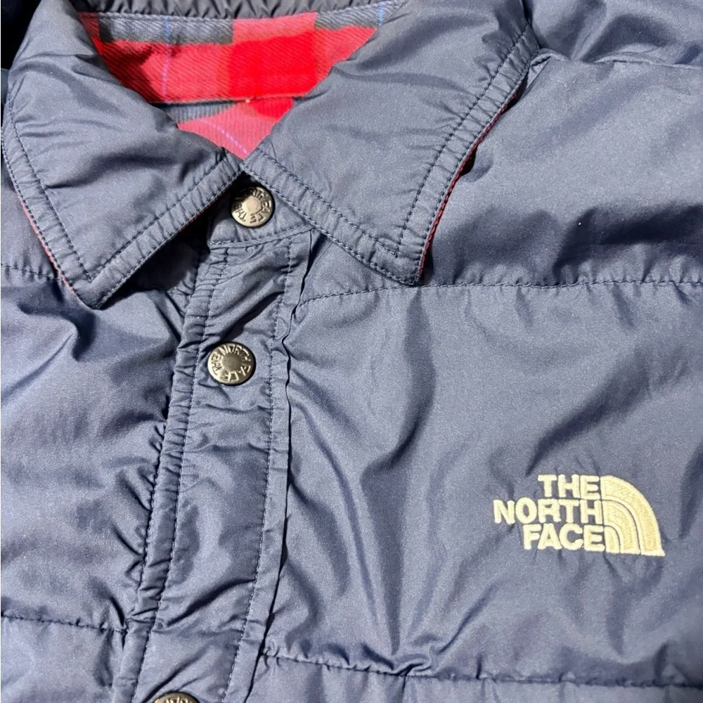 The North Face Reversible Red Blue Plaid Flannel Men's Puffer Shaket Lightweight